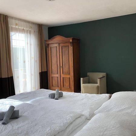 Ferienwohnung Mit 1 Schlafzimmer Altensteig Exterior foto
